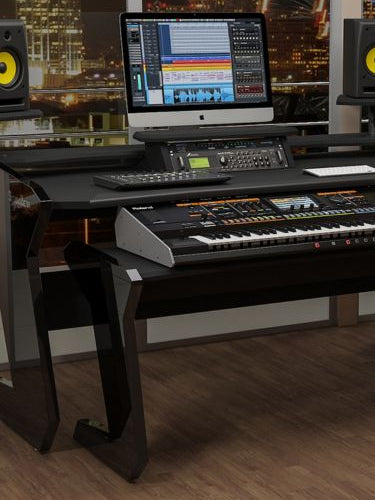 StudioDesk Enterprise in appartment mobile